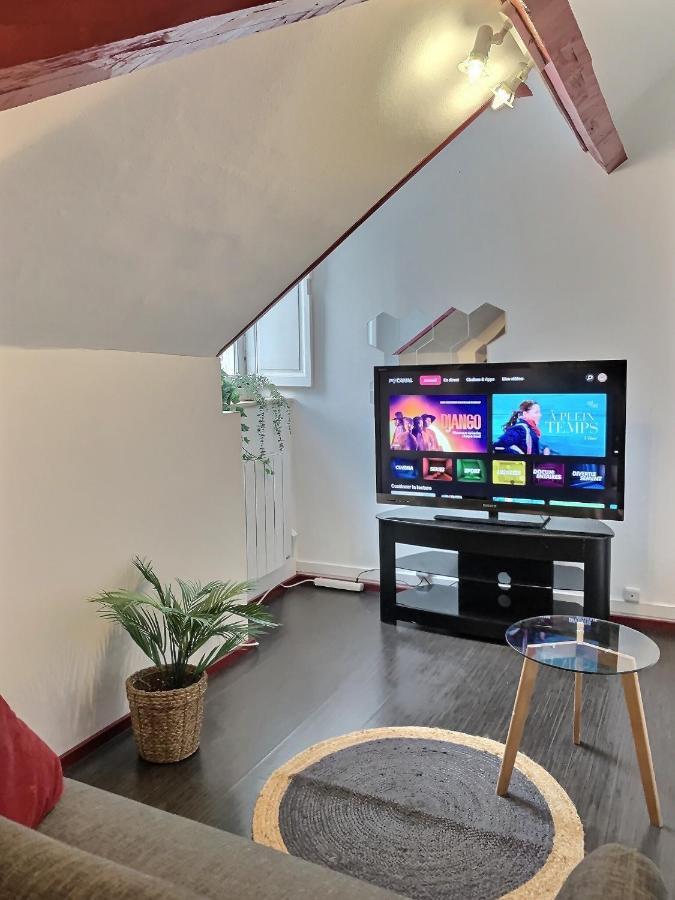 Wonderhost, Au Calme En Hypercentre Avec Parking Lejlighed Pau Eksteriør billede